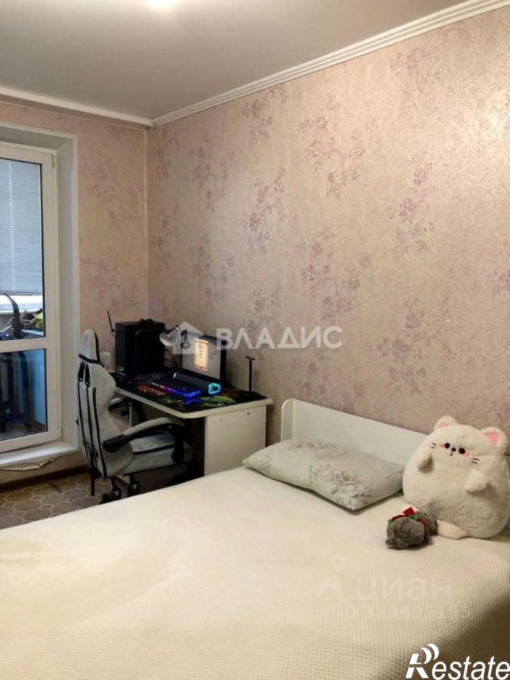 3-комн квартира улица Артёма, 21Б,  д. 21Б