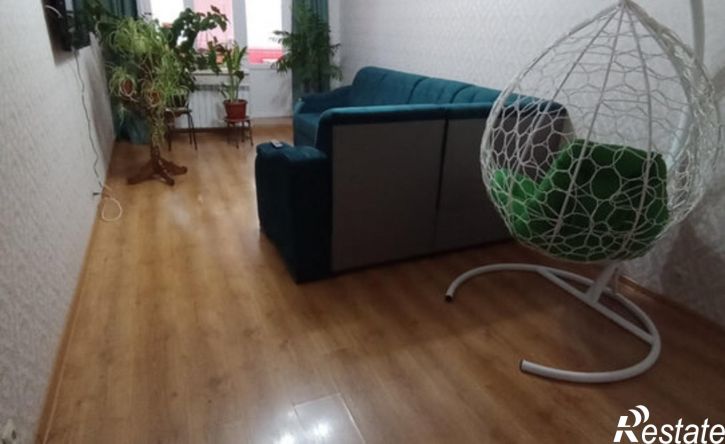 3-комн квартира ул Артема, 100,  д. 100