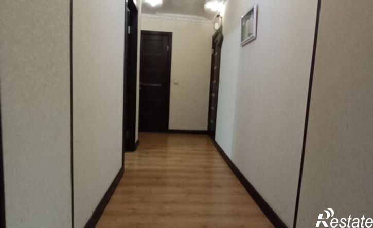 3-комн квартира ул Артема, 100,  д. 100