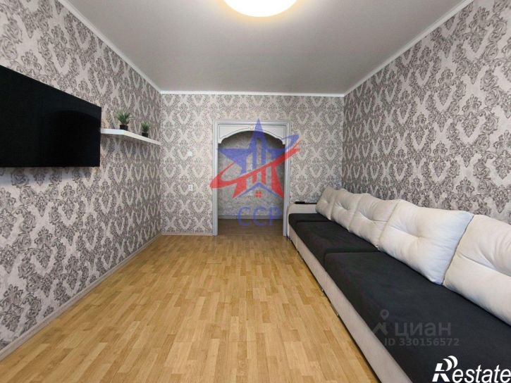 3-комн квартира улица Артёма, 113,  д. 113