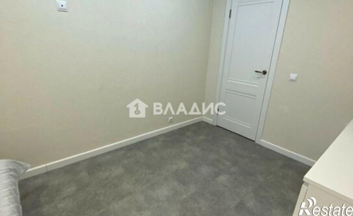 2-комн квартира улица Строителей, 24,  д. 24