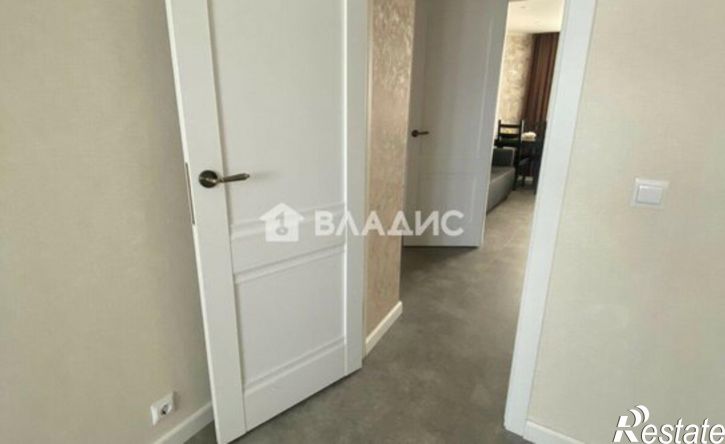 2-комн квартира улица Строителей, 24,  д. 24