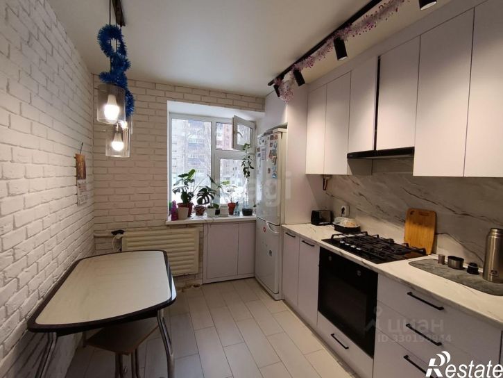 3-комн квартира ул Артема, 23,  д. 23