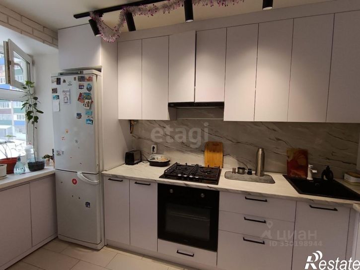 3-комн квартира ул Артема, 23,  д. 23