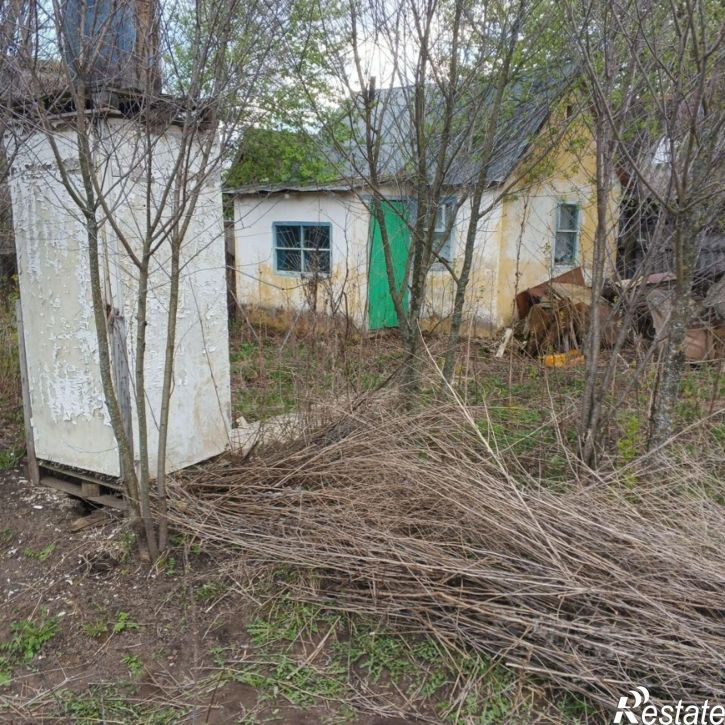Земельный участок