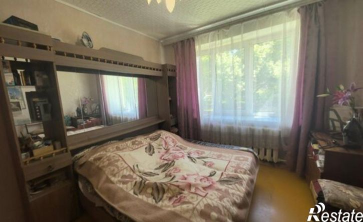 4-комн квартира пр-кт Октября, 5,  д. 5