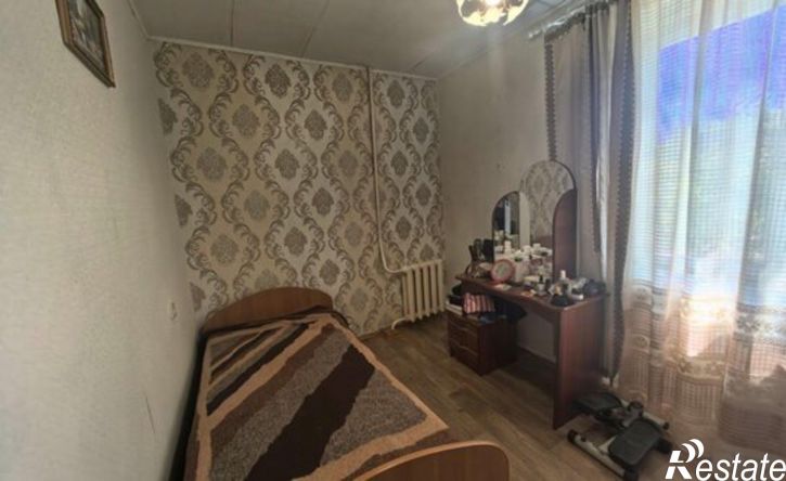 4-комн квартира пр-кт Октября, 5,  д. 5