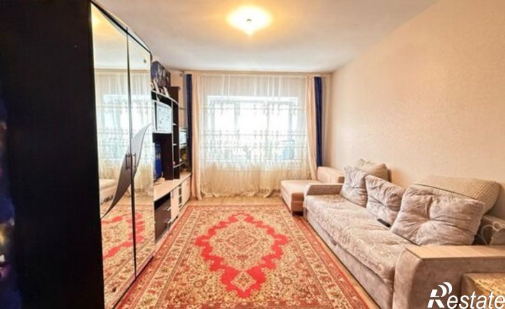 3-комн квартира пр-кт Октября, 97,  д. 97
