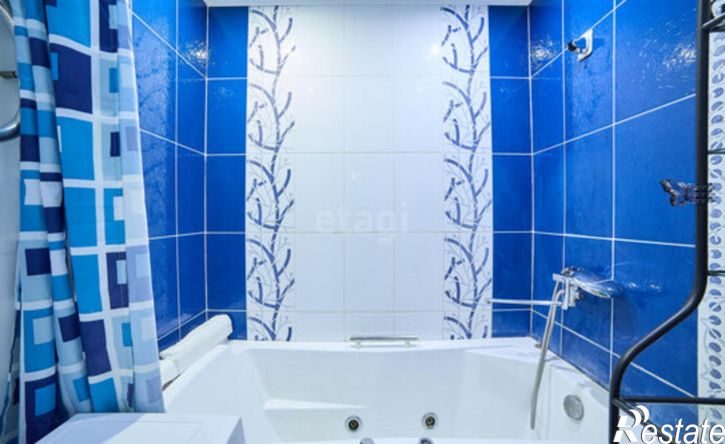 3-комн квартира ул Коммунистическая, 68,  д. 68