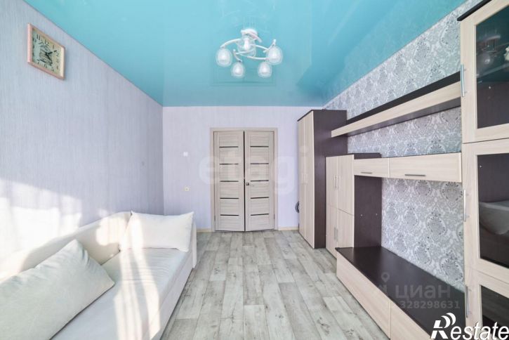 3-комн квартира улица Караная Муратова, 3,  д. 3