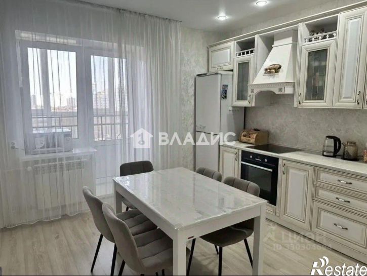 2-комн квартира пр-кт Октября, 42,  д. 42