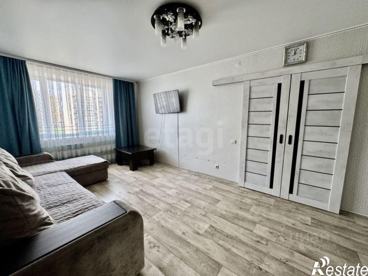 2-комн квартира улица Строителей, 28,  д. 28