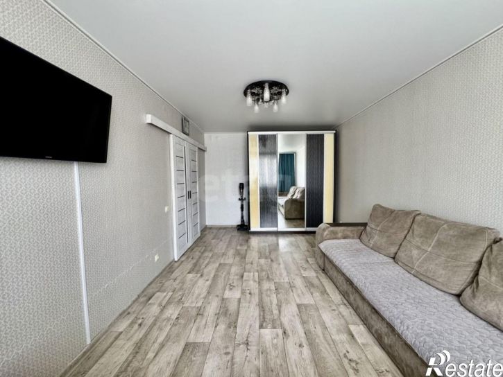 2-комн квартира улица Строителей, 28,  д. 28