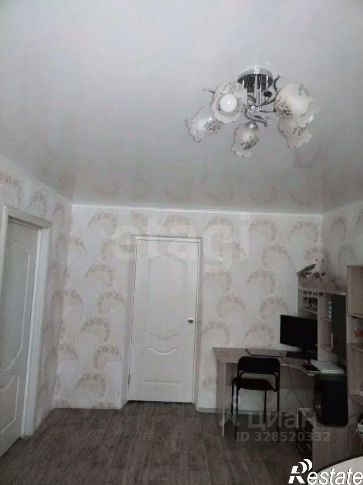 3-комн квартира улица Блюхера, 2,  д. 2
