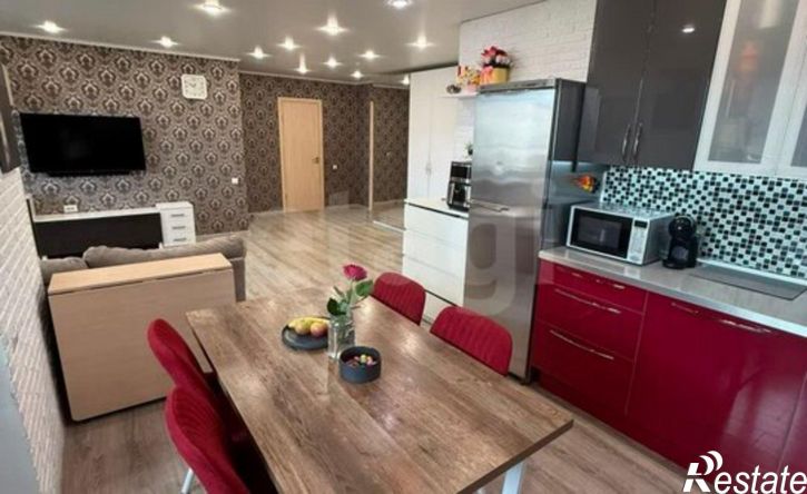 3-комн квартира ул Артема, 84,  д. 84