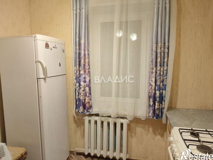 1-комн квартира улица Караная Муратова, 8,  д. 8