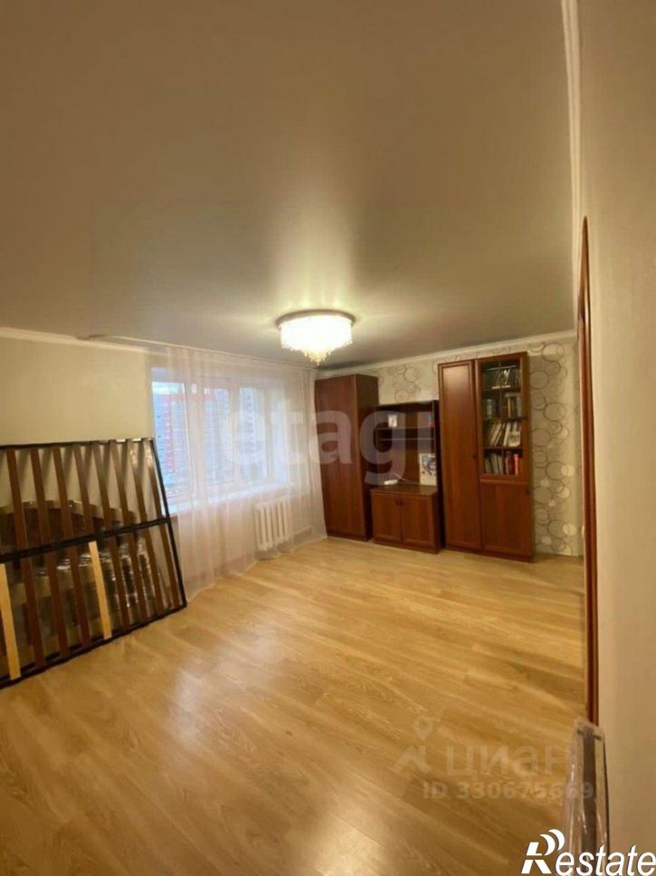 3-комн квартира ул Артема, 70,  д. 70