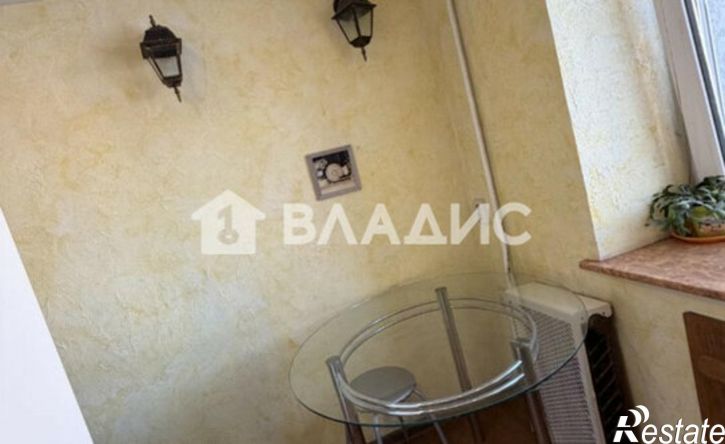 2-комн квартира ул Блюхера, 1,  д. 1