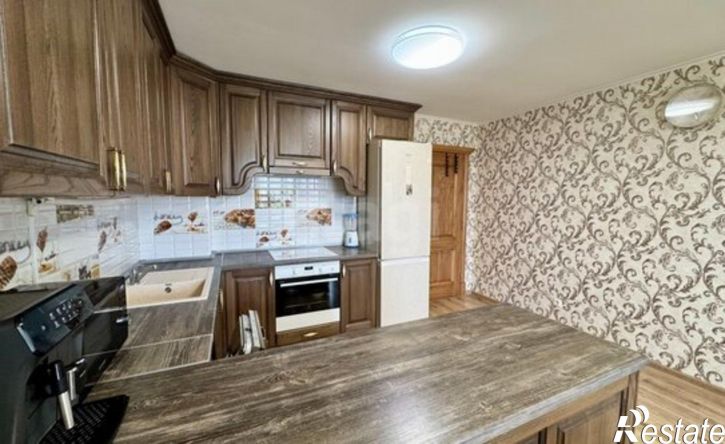 2-комн квартира пр-кт Октября, 85,  д. 85