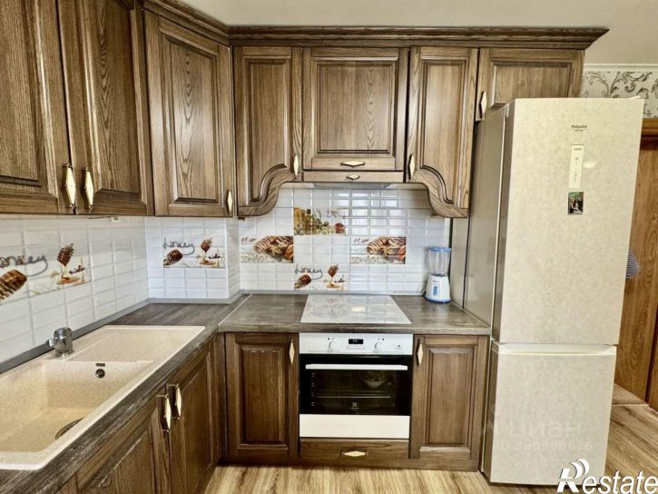 2-комн квартира пр-кт Октября, 85,  д. 85