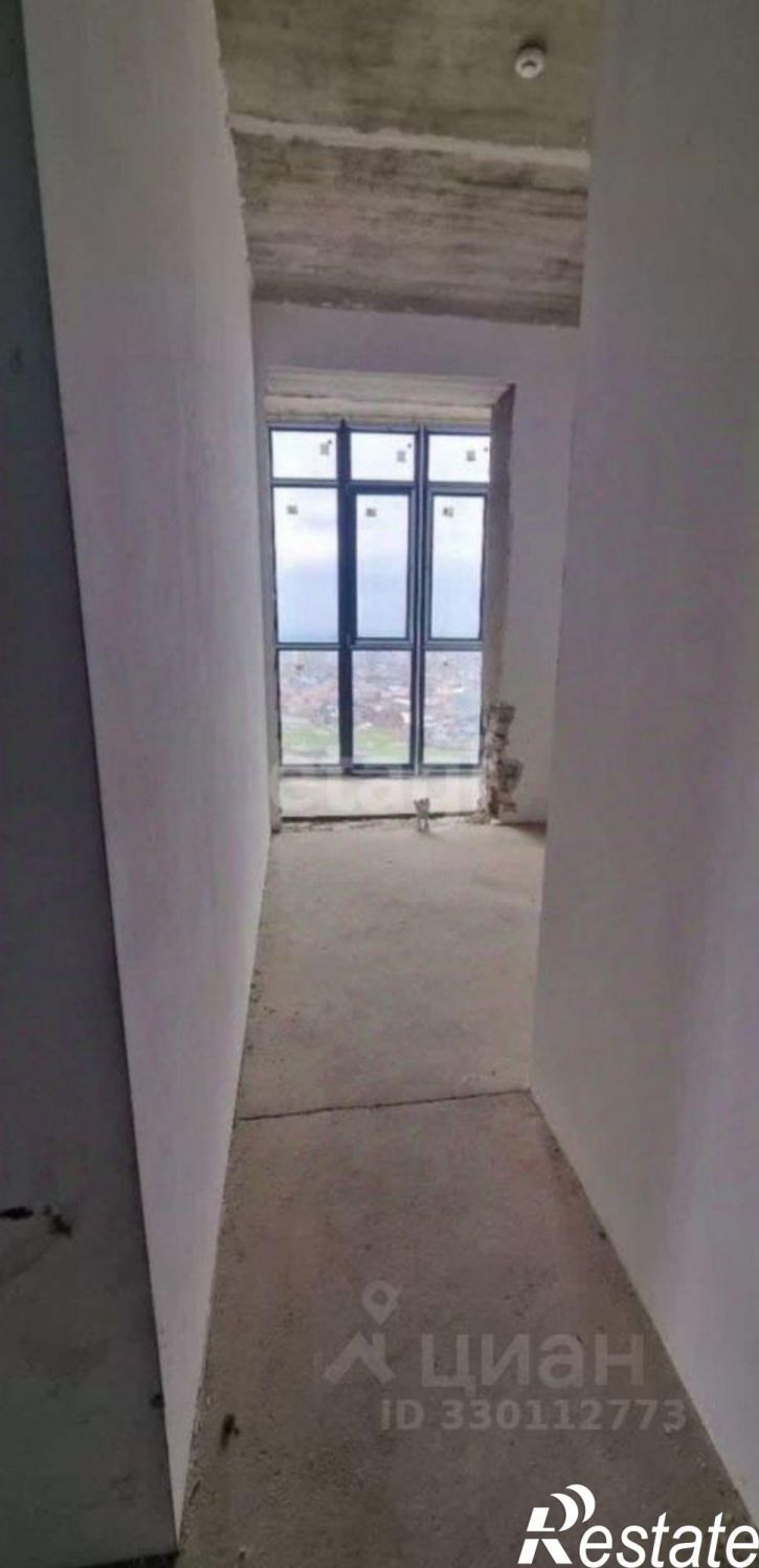 3-комн квартира проспект Октября, 99,  д. 99
