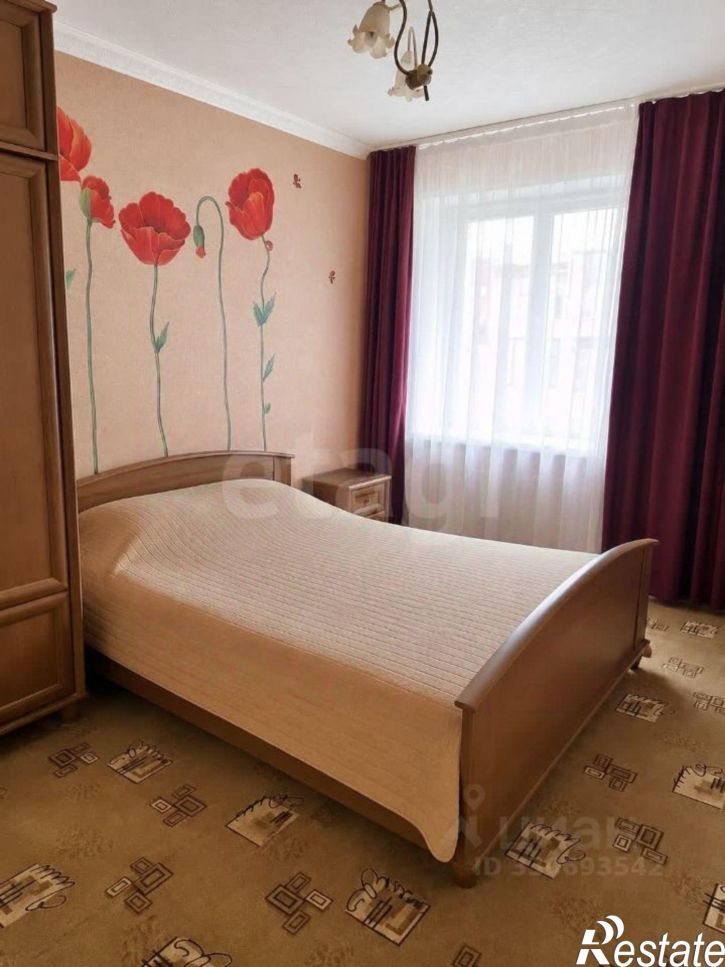 3-комн квартира улица Артёма, 73,  д. 73