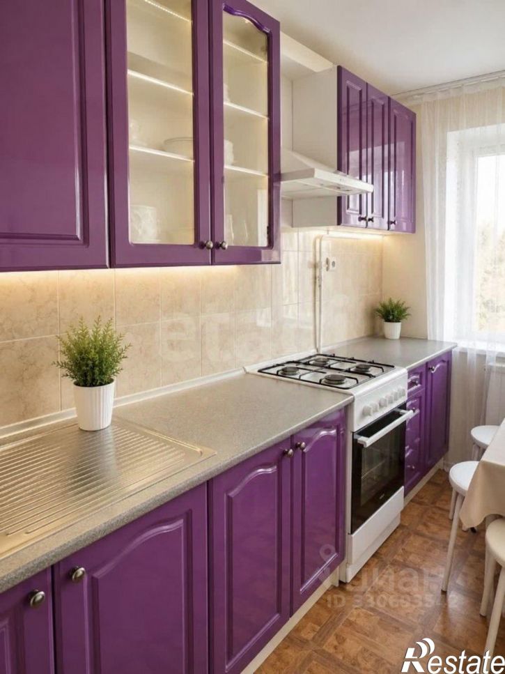 3-комн квартира улица Артёма, 73,  д. 73