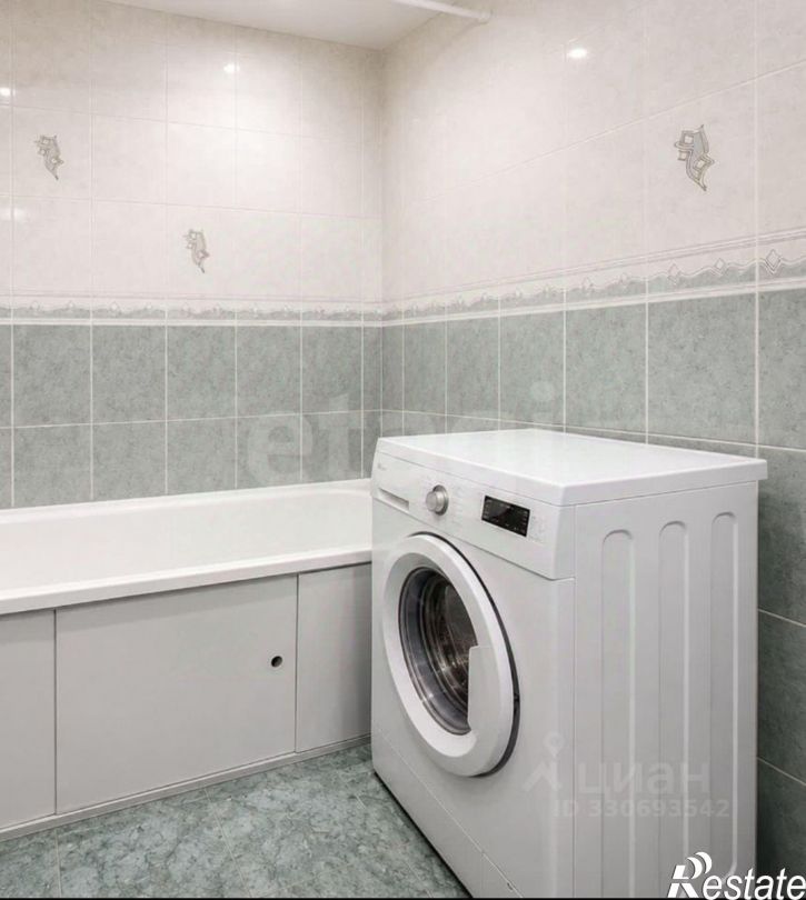 3-комн квартира улица Артёма, 73,  д. 73