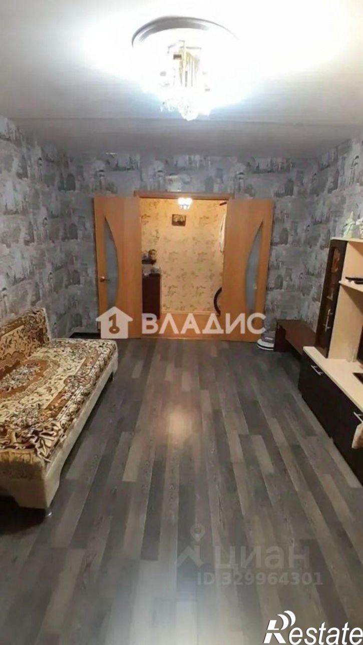 3-комн квартира улица Артёма, 99,  д. 99