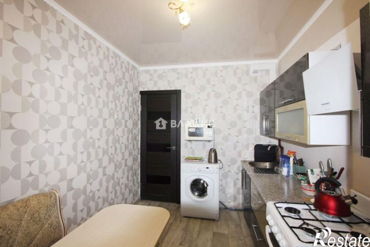 2-комн квартира улица Артёма, 148,  д. 148