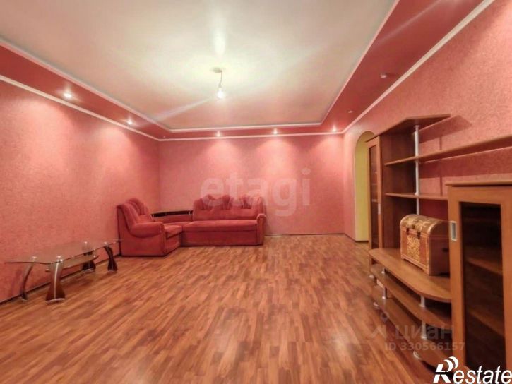 3-комн квартира улица Суханова, 10Б,  д. 10Б