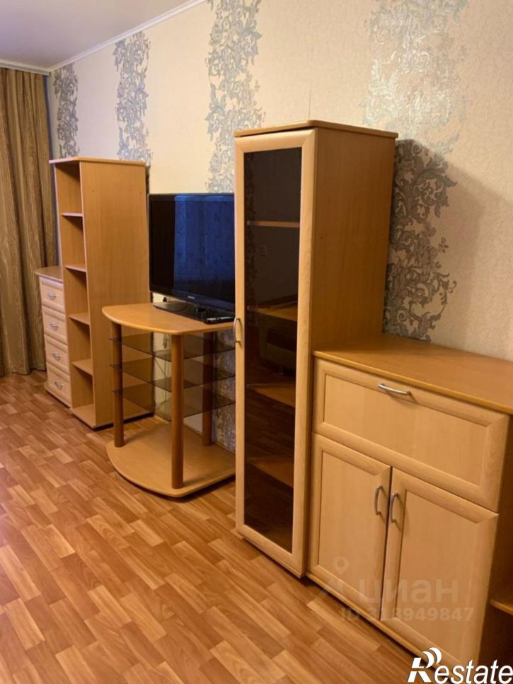 2-комн квартира улица Артёма, 106,  д. 106