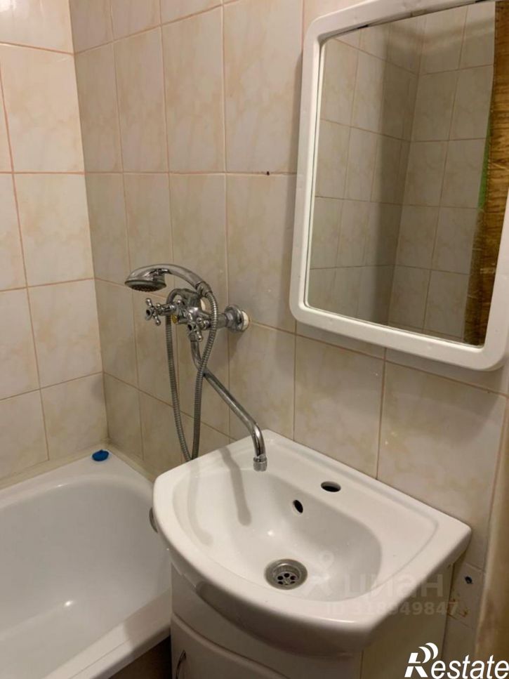 2-комн квартира улица Артёма, 106,  д. 106