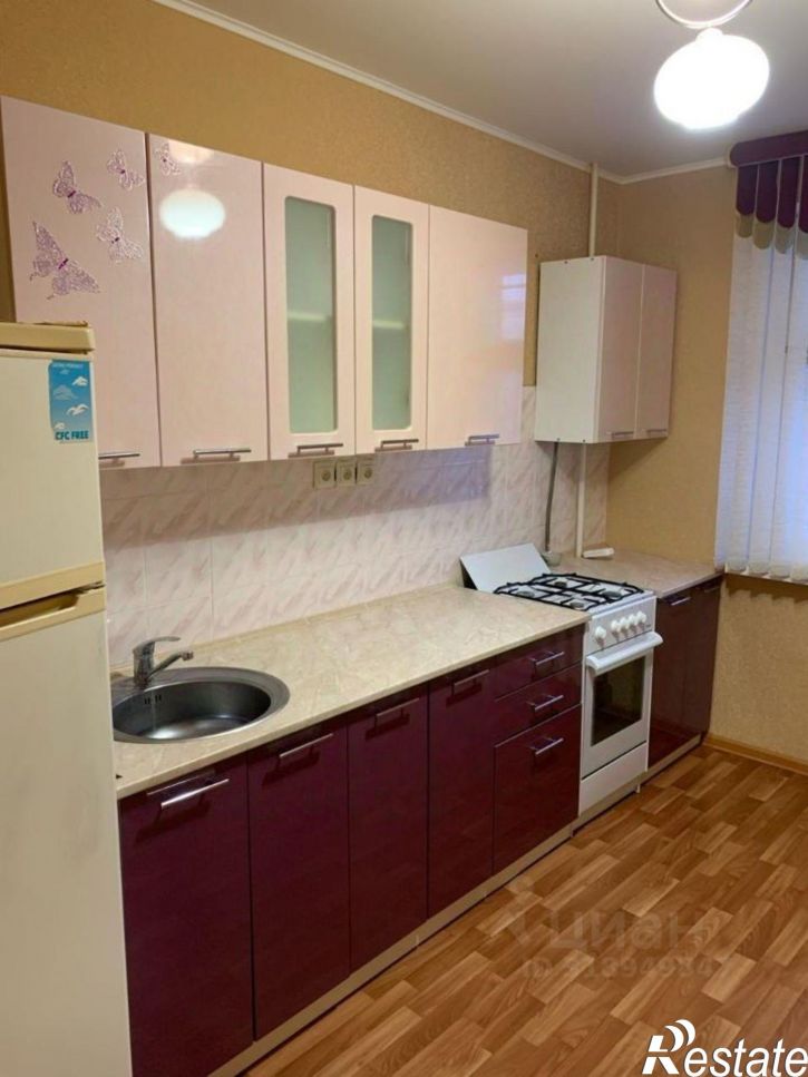 2-комн квартира улица Артёма, 106,  д. 106