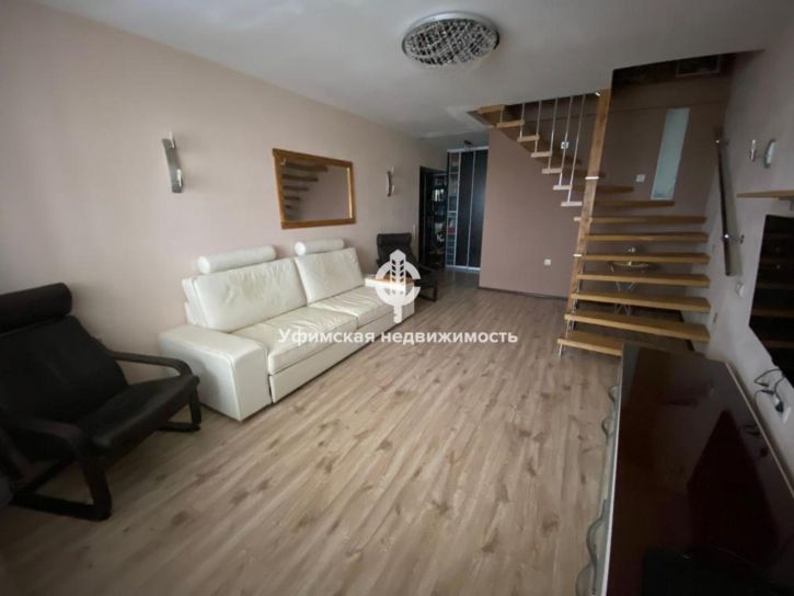 3-комн квартира Артема, 70