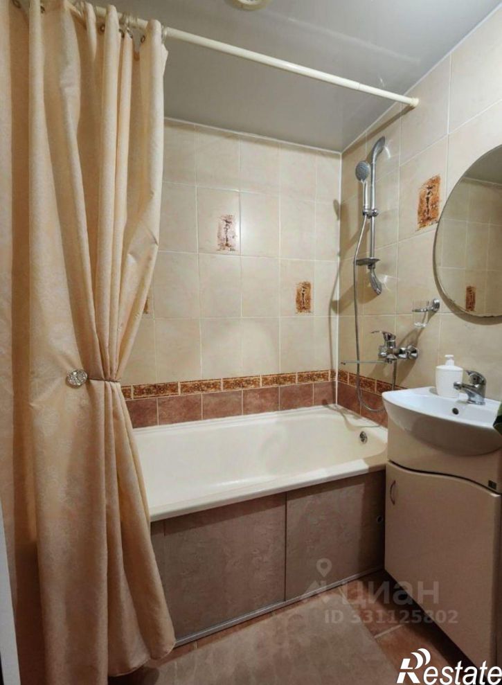 2-комн квартира ул Караная Муратова, 5а,  д. 5а