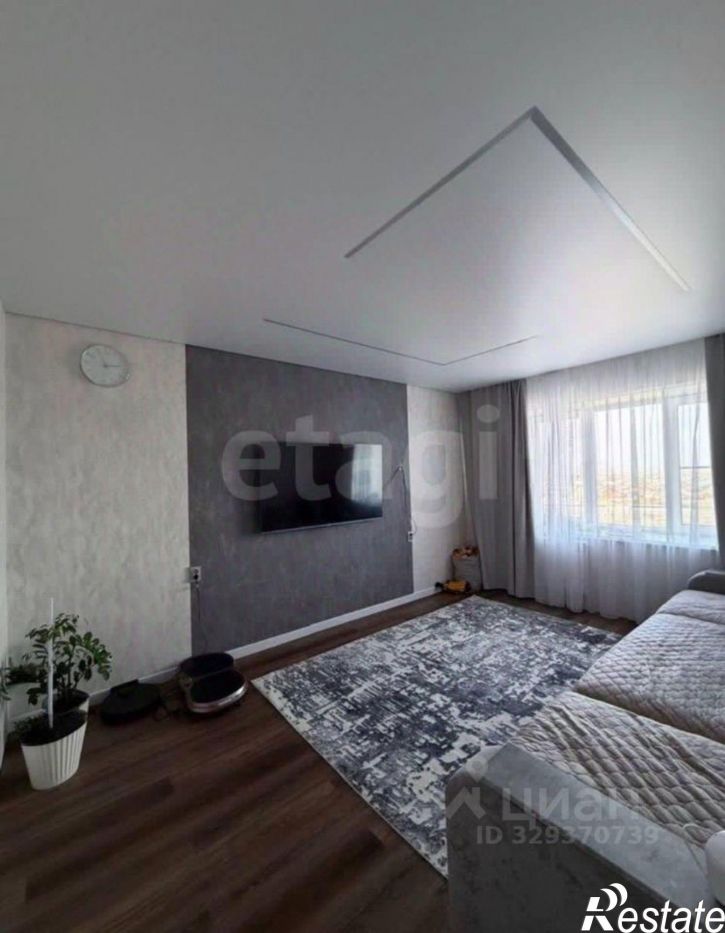 2-комн квартира пр-кт Октября, 42,  д. 42