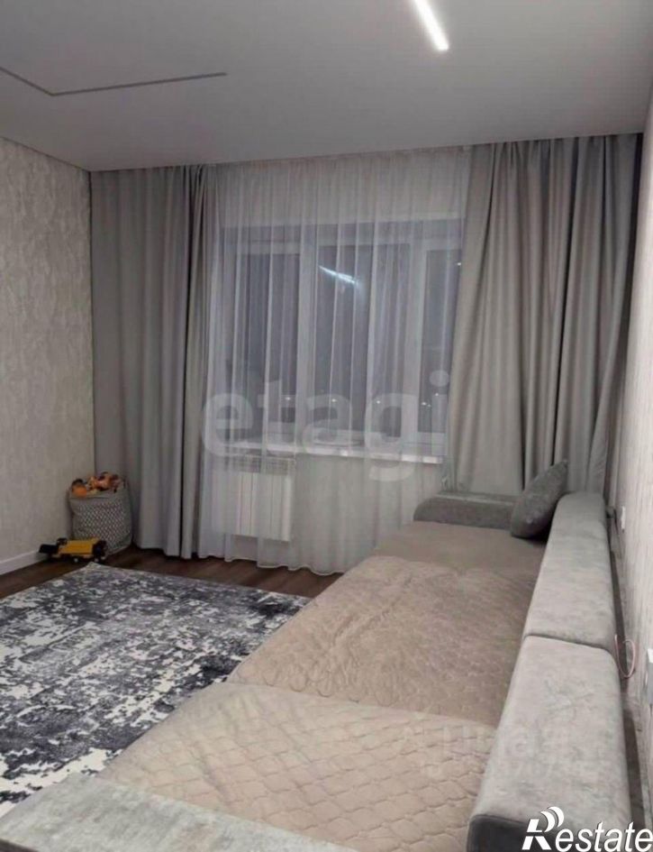 2-комн квартира пр-кт Октября, 42,  д. 42
