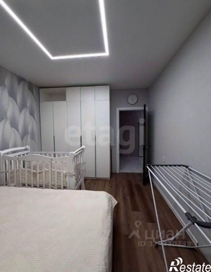 2-комн квартира пр-кт Октября, 42,  д. 42