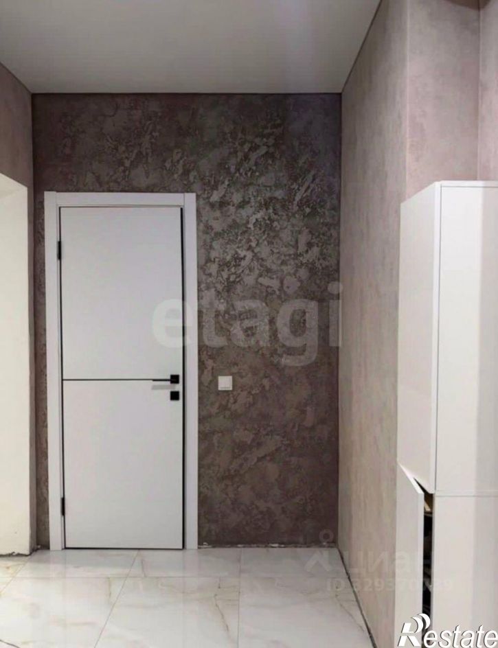 2-комн квартира пр-кт Октября, 42,  д. 42