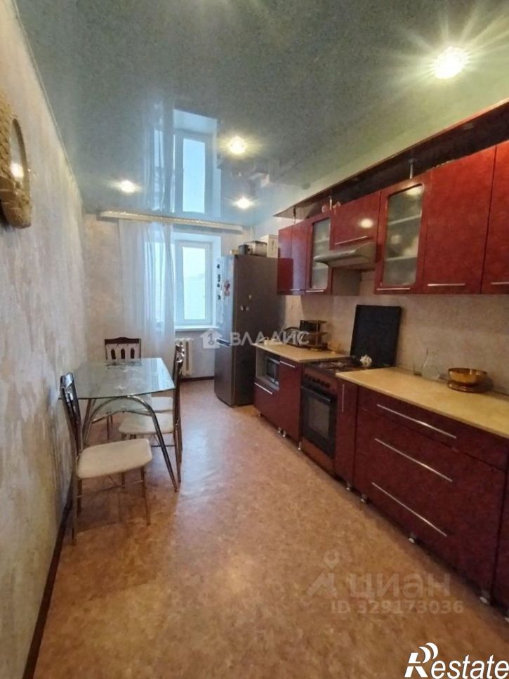 2-комн квартира улица Строителей, 10,  д. 10