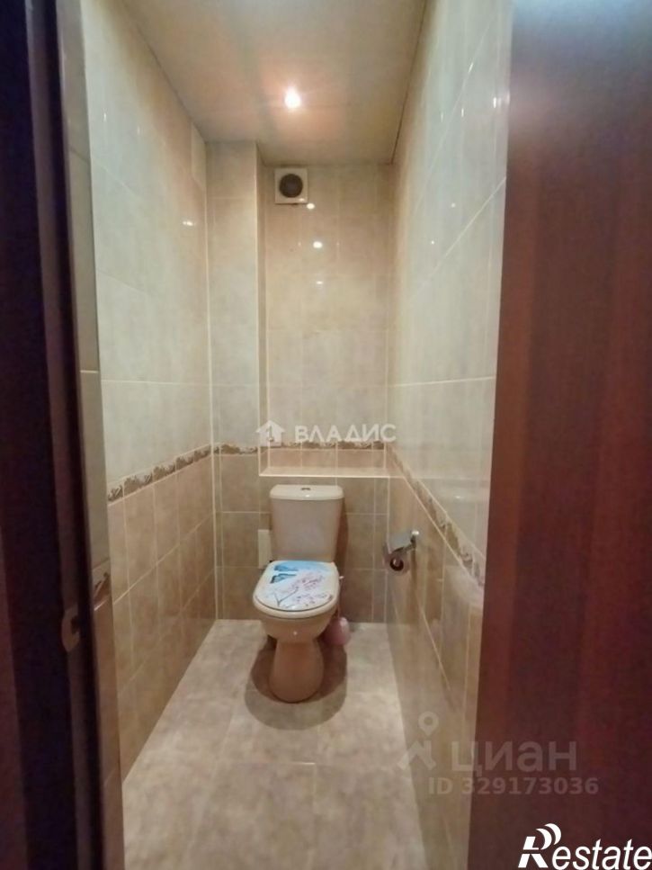 2-комн квартира улица Строителей, 10,  д. 10