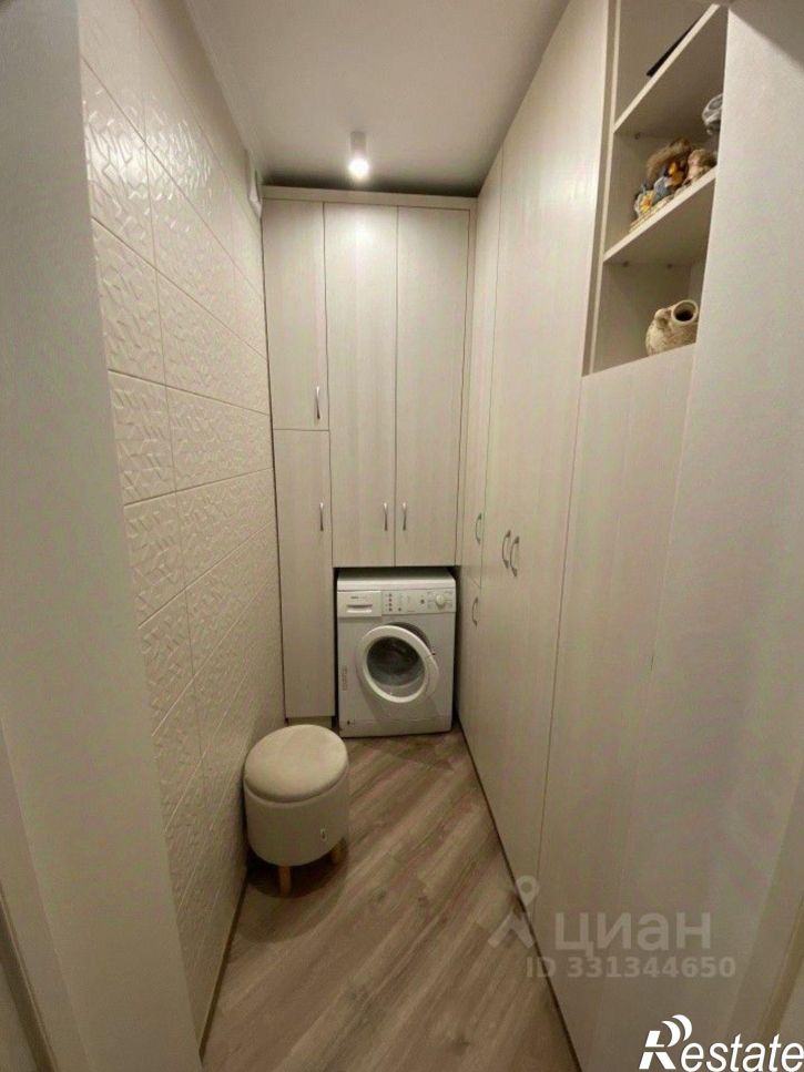 2-комн квартира пр-кт Октября, 42,  д. 42
