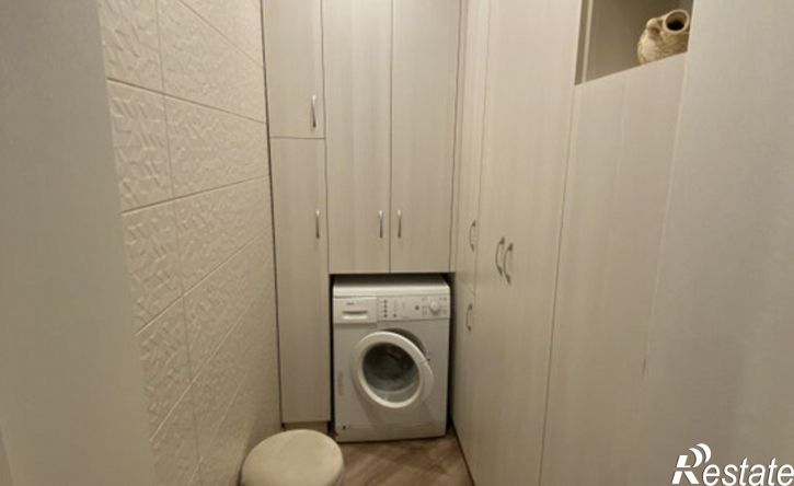 2-комн квартира пр-кт Октября, 42,  д. 42