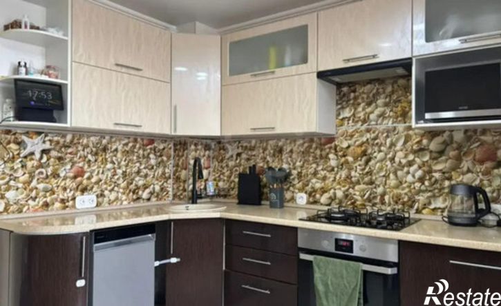3-комн квартира ул Машиностроителей, 64,  д. 64