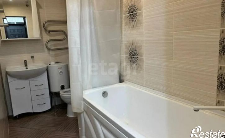3-комн квартира ул Машиностроителей, 64,  д. 64