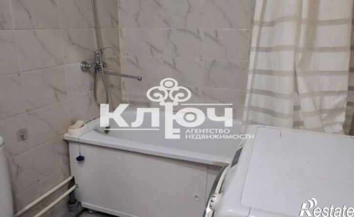 2-комн квартира пр-кт Октября, 8,  д. 8