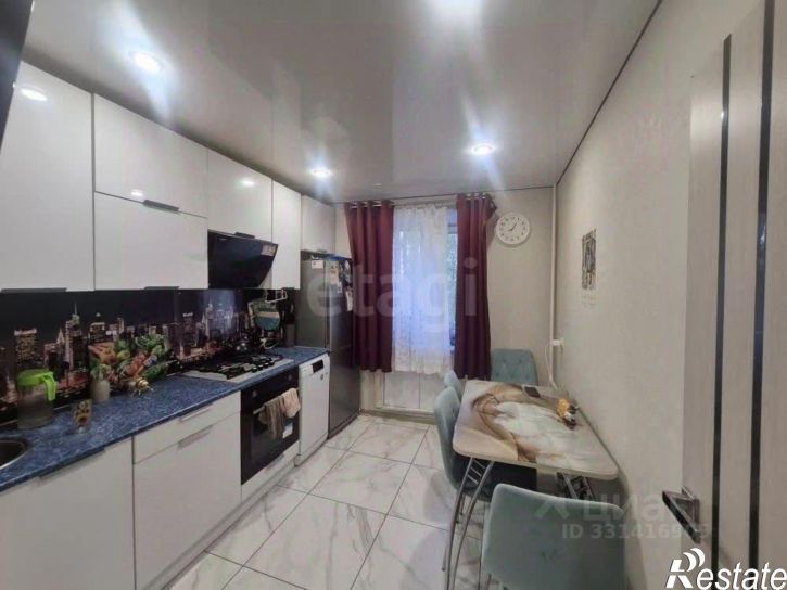 4-комн квартира пр-кт Октября, 73,  д. 73