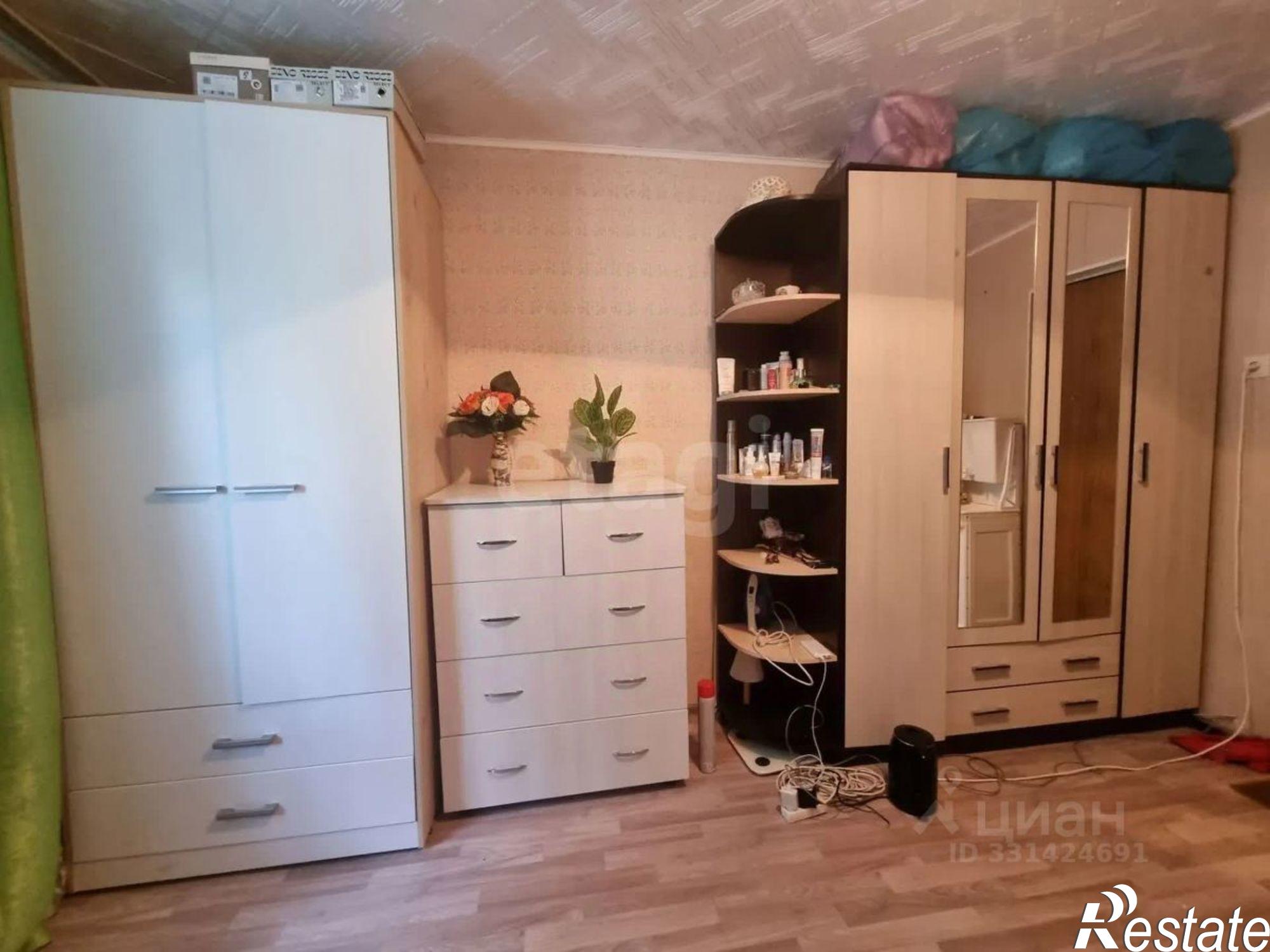 Купить комнату за 700 000 рублей на ул Химиков, 24