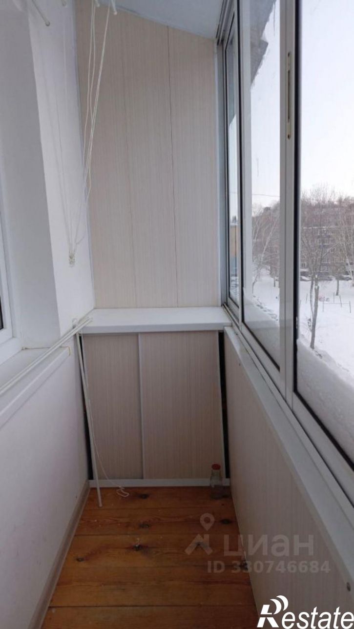 3-комн квартира пр-кт Октября, 18,  д. 18